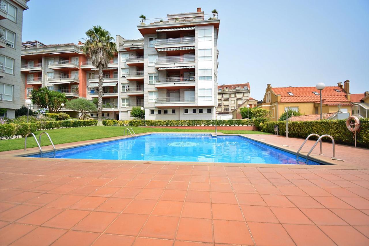 Galihost - Apartamento Con Piscina En El Centro De Sanxenxo Exterior foto